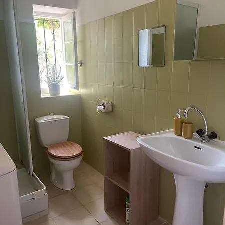 Apartment Charmant Logement Avec Jardin Sur La Vallee De Patrimonio